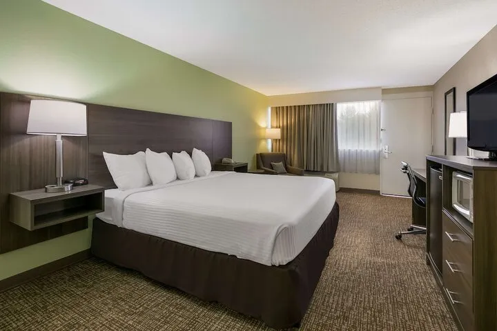Room 5 of 26