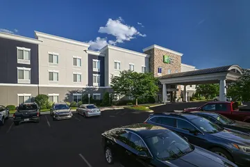 Holiday Inn Express & Suites Charlotte Southeast - Matthews by IHG