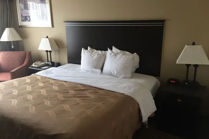 Room 5 of 58