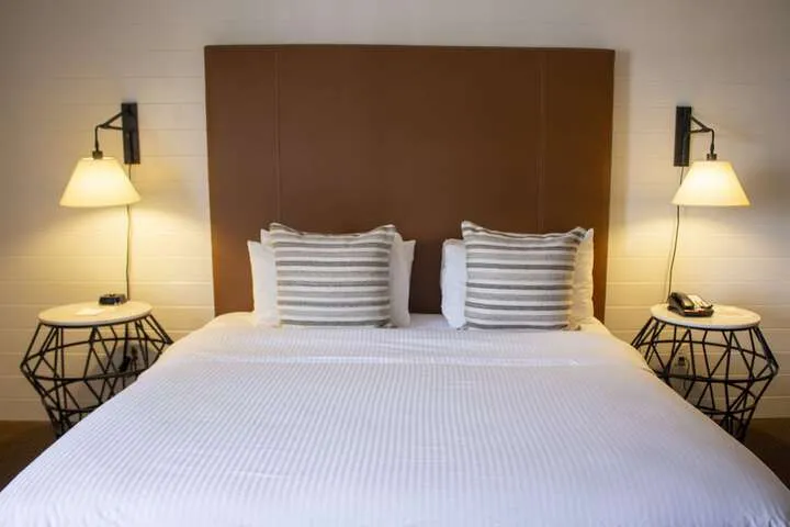 Room 5 of 35