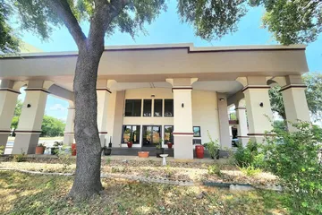 Days Inn by Wyndham San Marcos