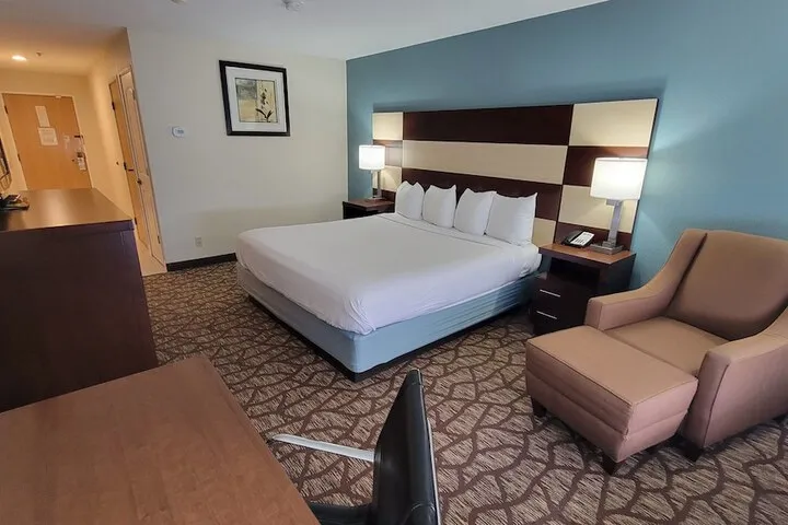 Room 5 of 51