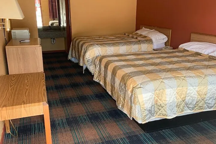 Room 5 of 24