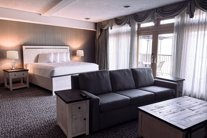 Room 3 of 71