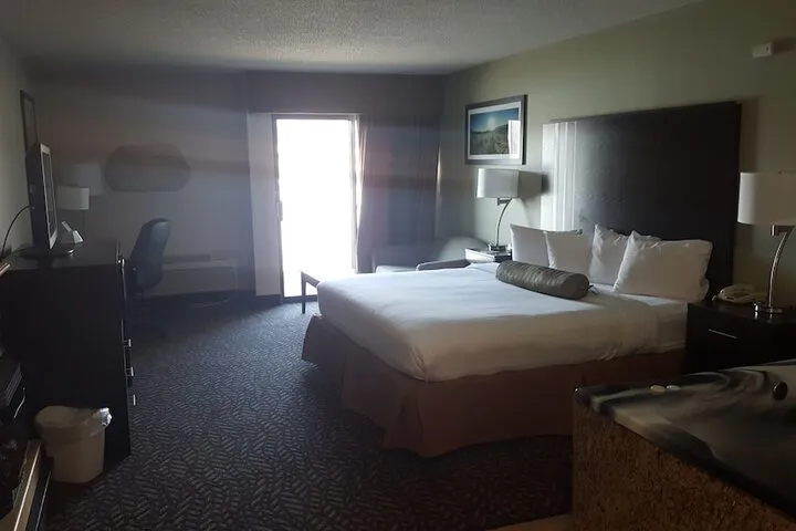 Room 4 of 56