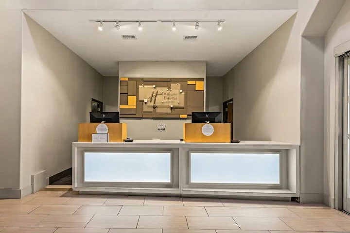 Check-in/check-out kiosk