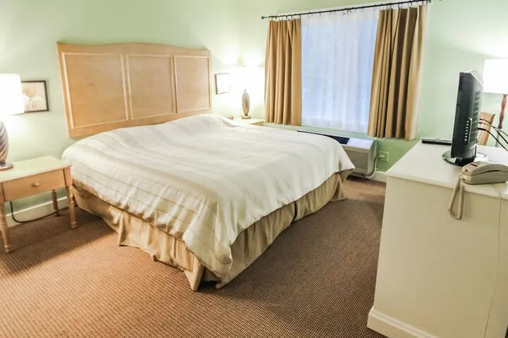 Room 2 of 23
