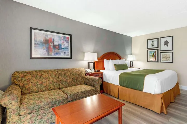 Room 5 of 31