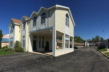 Thunderbird Inn