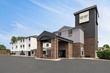 Garner Hotel Topeka West by IHG