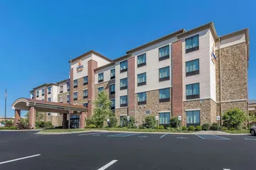 Comfort Suites Bridgeport - Clarksburg