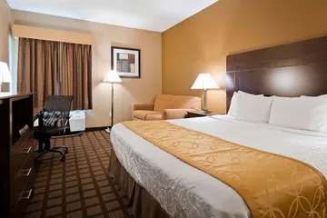 Best Western Plaza Hotel Saugatuck