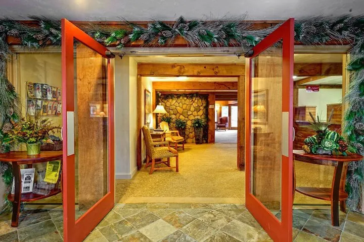 Hotel 2 of 32