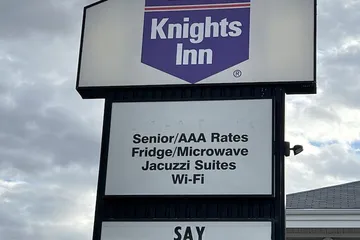 Knights Inn Lethbridge