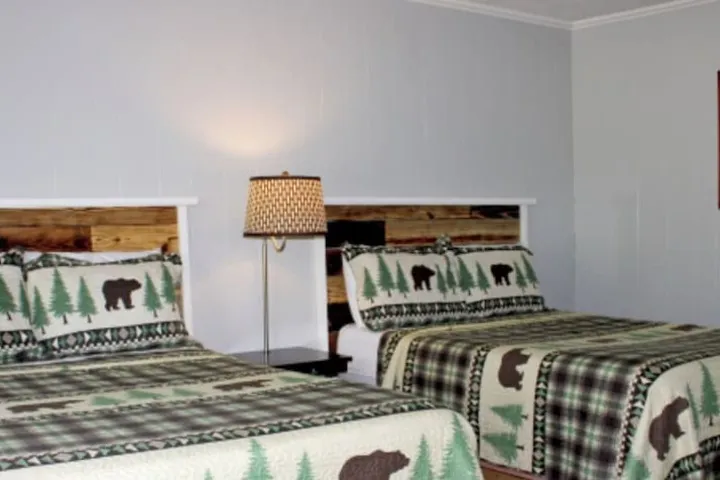Room 3 of 22