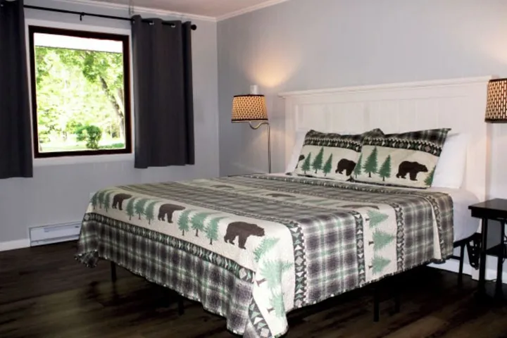 Room 2 of 22
