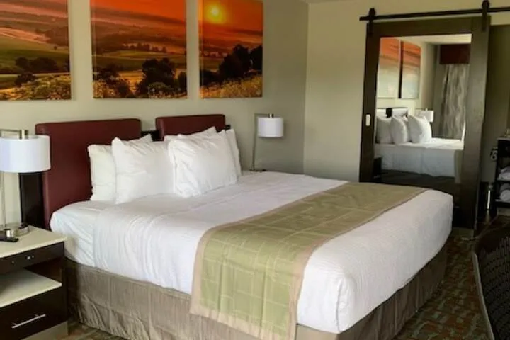 Room 4 of 31