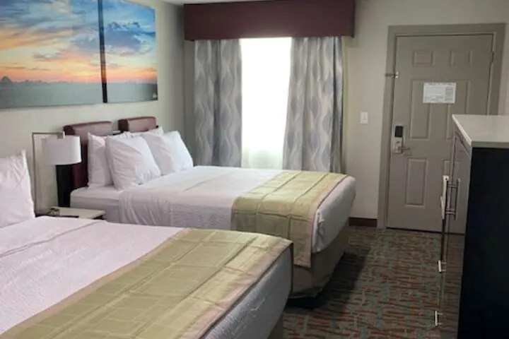 Room 2 of 31