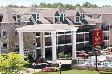 Crown Choice Inn & Suites Lakeview & Waterpark