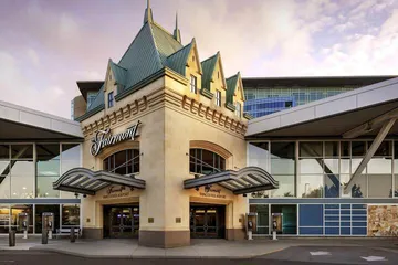 Fairmont Vancouver Airport In-Terminal Hotel