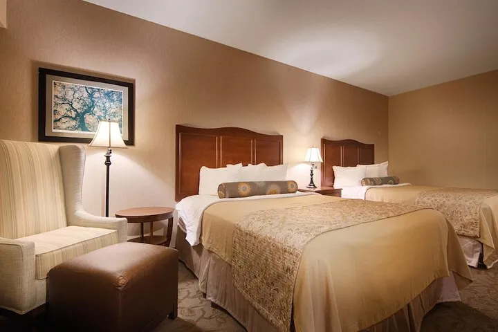 Room 4 of 55