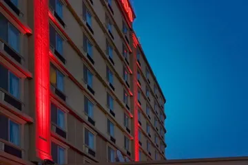 Meadowlands Plaza Hotel