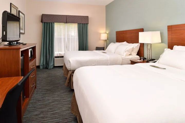 Room 4 of 19