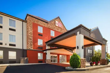Best Western Plus New Cumberland Inn & Suites
