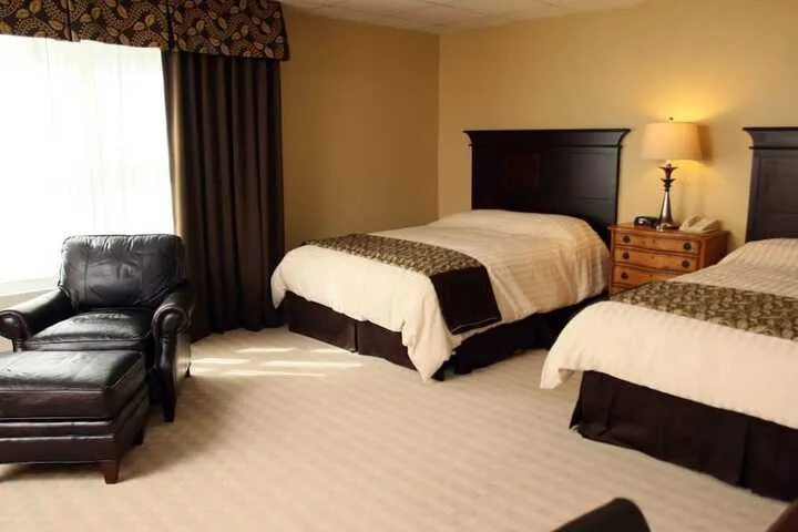 Room 2 of 9