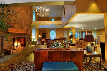 Pointe at Castle Hill Resort