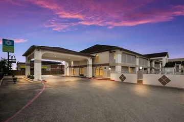 SureStay Hotel by Best Western Deer Park