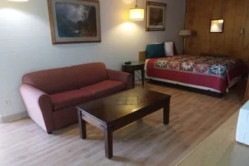 Capri Motel