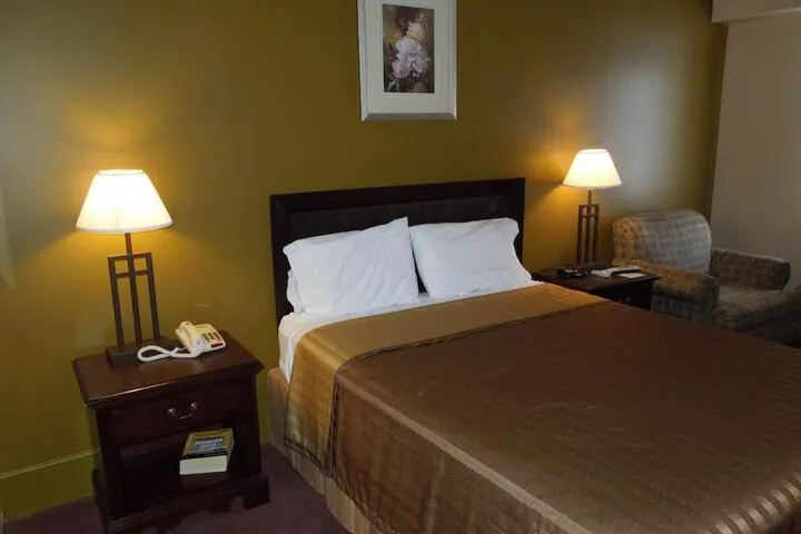 Room 5 of 21