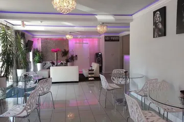 Hollywood VIP Hotel