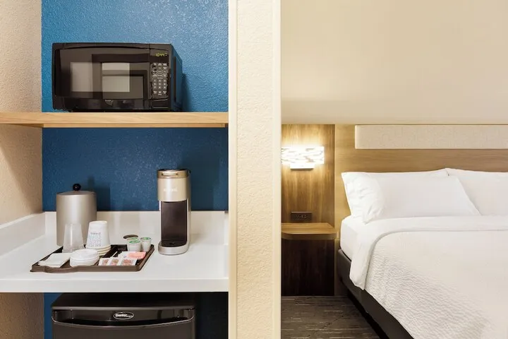 Room 5 of 33