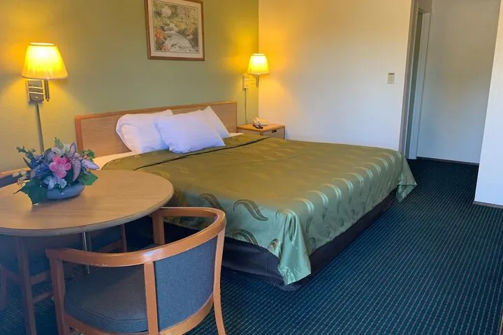 Room 5 of 21