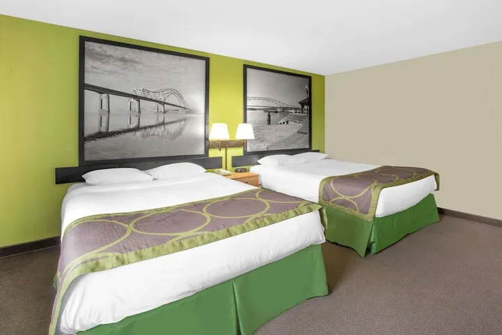 Room 5 of 14