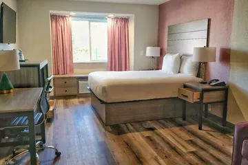 Arya Inn & Suites