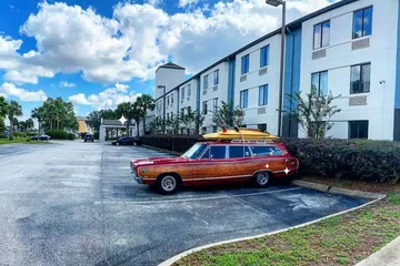 Destiny Palms Hotel Maingate West