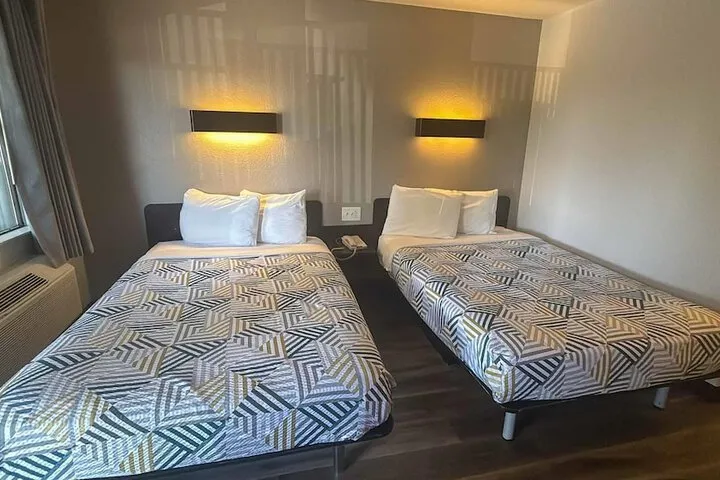 Room 3 of 29