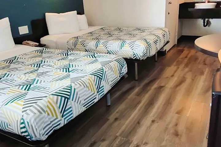 Room 5 of 29