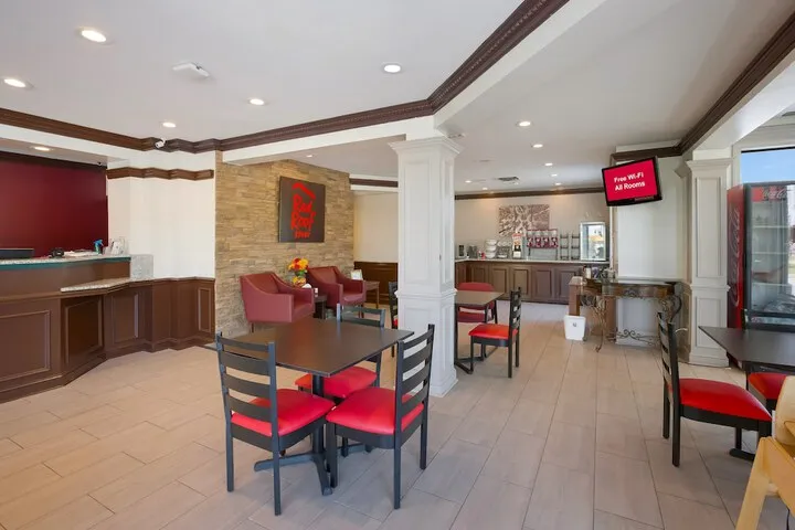 Lobby lounge