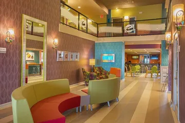 Clarion Inn & Suites Evansville Eastland Area