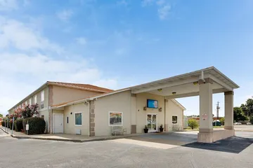 Motel 6 Hinesville GA