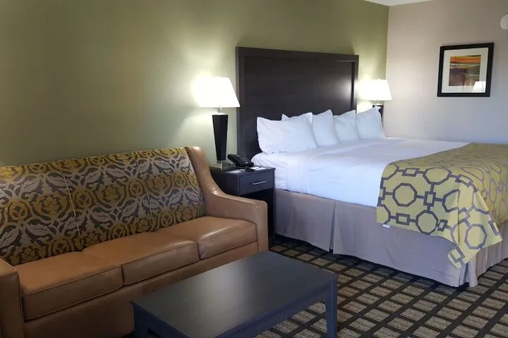 Room 4 of 54