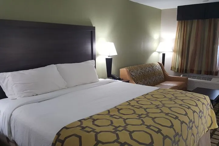 Room 3 of 54