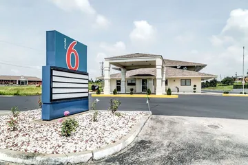 Motel 6 Berea KY