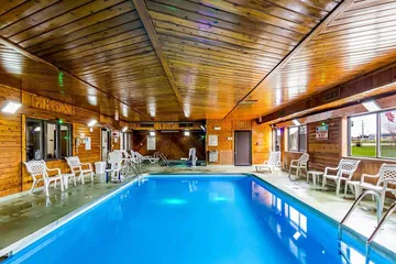 Quality Inn Sheboygan North I-43