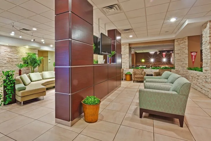 Lobby lounge