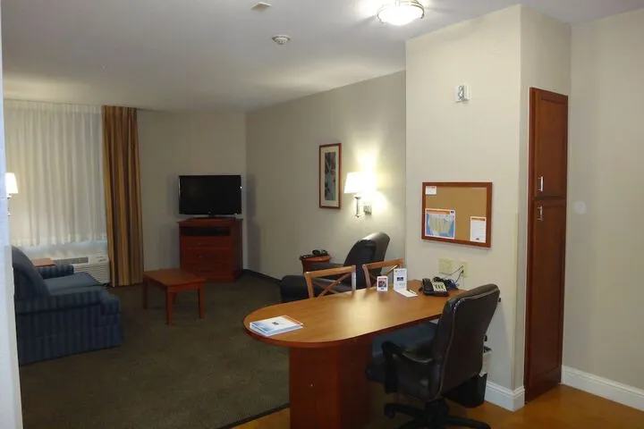 Room 5 of 49